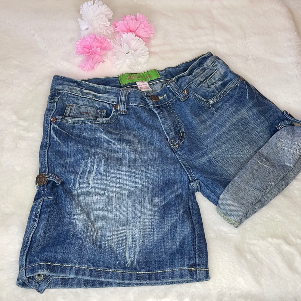 Sour n Cream Jean Shorts Vintage.  W-23✅